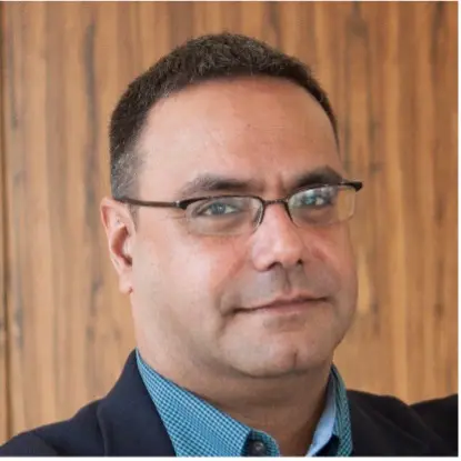 Photo of Dr. Wayne Tennent.